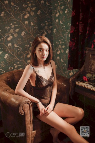 《他含着她的乳奶揉搓揉》