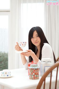 男人疯狂拨动我的小句号