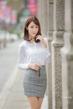 《男子杀妻掏肠12秒》