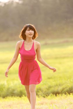 强行剥开两边虐花蒂玩弄