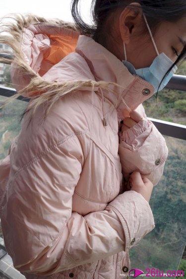 波兰发现孕妇木乃伊