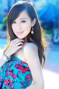 娇妻玩4P被三个男人伺候电影